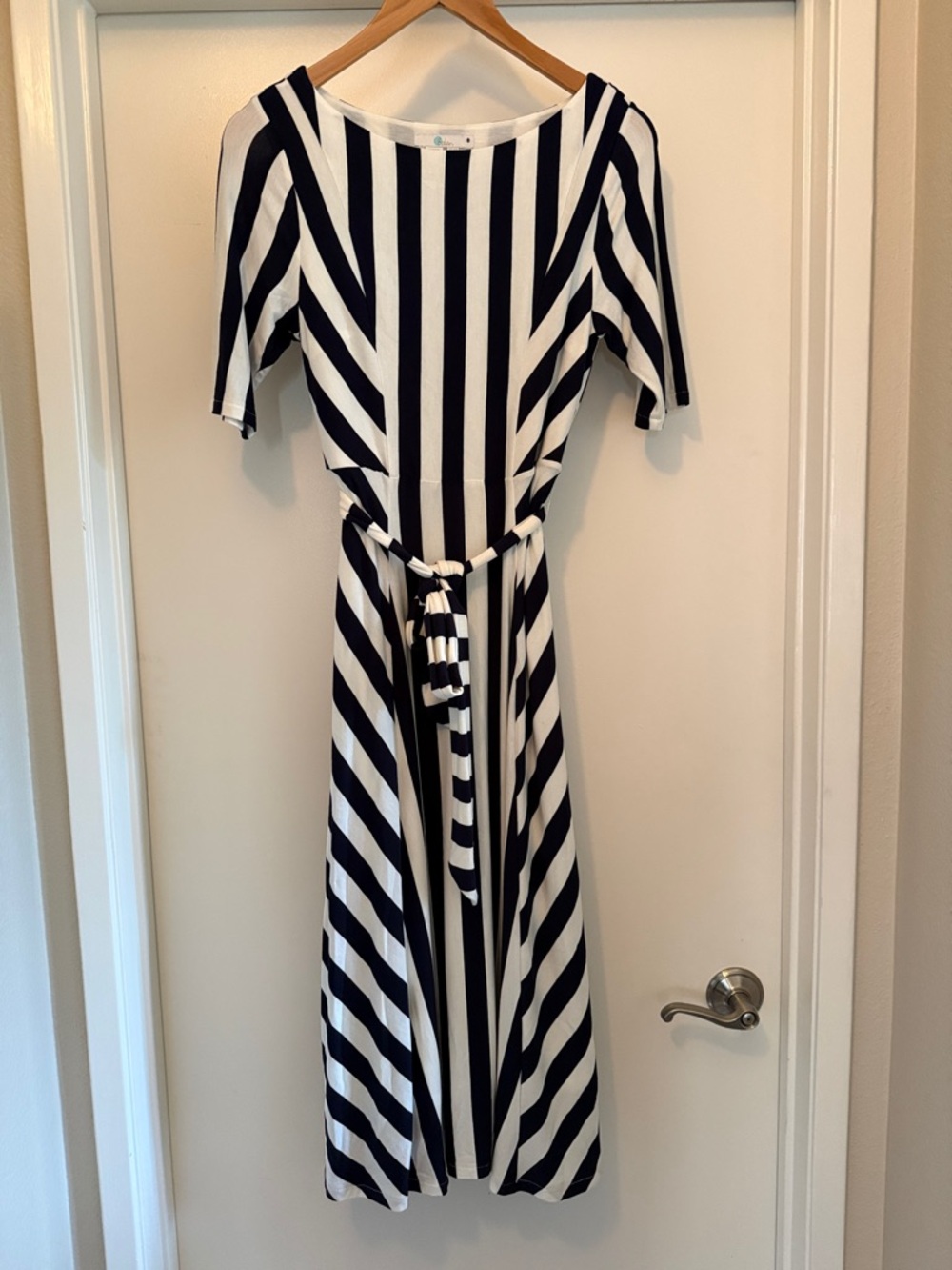 Boden Black and White Striped Midi Dress Tie Waist Size 6P - Picture 2 of 6